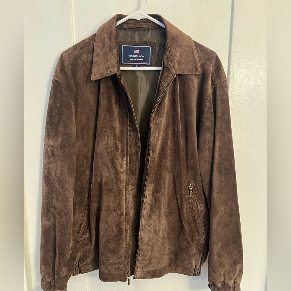 Brown Suede Newport Harbor vintage bomber style jacket. Size SMALL.